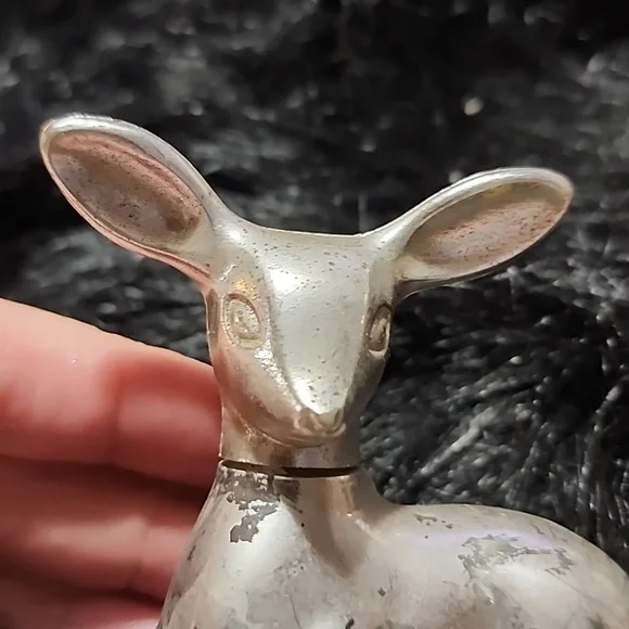 VINTAGE Silver Fawn AVON EMPTY DECANTER. - Picture 2 of 4